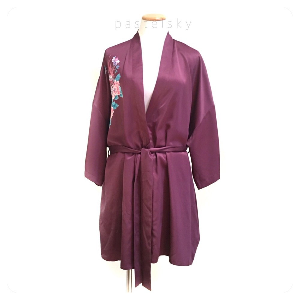 VICTORIA SECRET robe - Picture 3 of 6